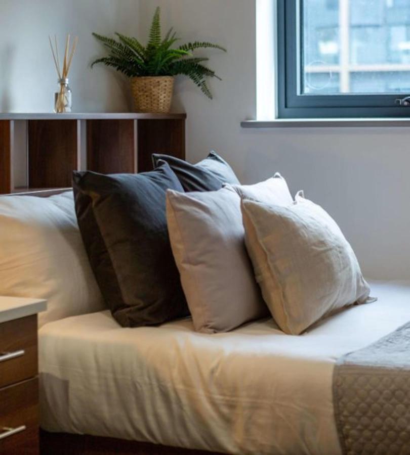 Vibrant Rooms For Students Only, Leeds - Sk Leeds (West Yorkshire) Exterior photo