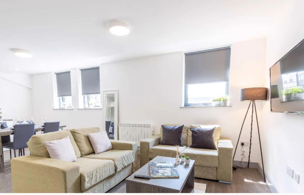Vibrant Rooms For Students Only, Leeds - Sk Leeds (West Yorkshire) Exterior photo